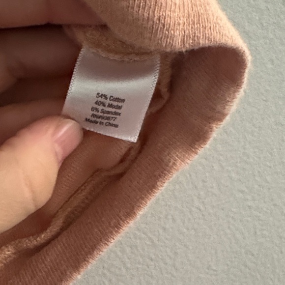 Flirtitude Active Pink Button Crop Top - Picture 4 of 5